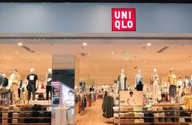 不吹不黑国产“四大天王”羽绒服品牌确实比优衣库更值得买(图1)
